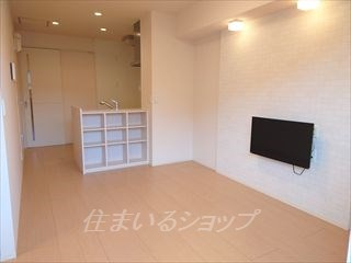 セジュール長居　Ｅ棟の居間・リビング