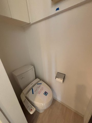 レジディア市谷薬王寺のトイレ