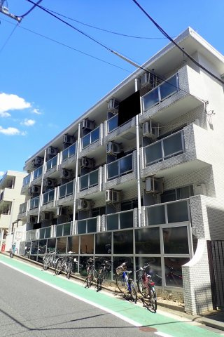 ペガサスマンション白山の外観
