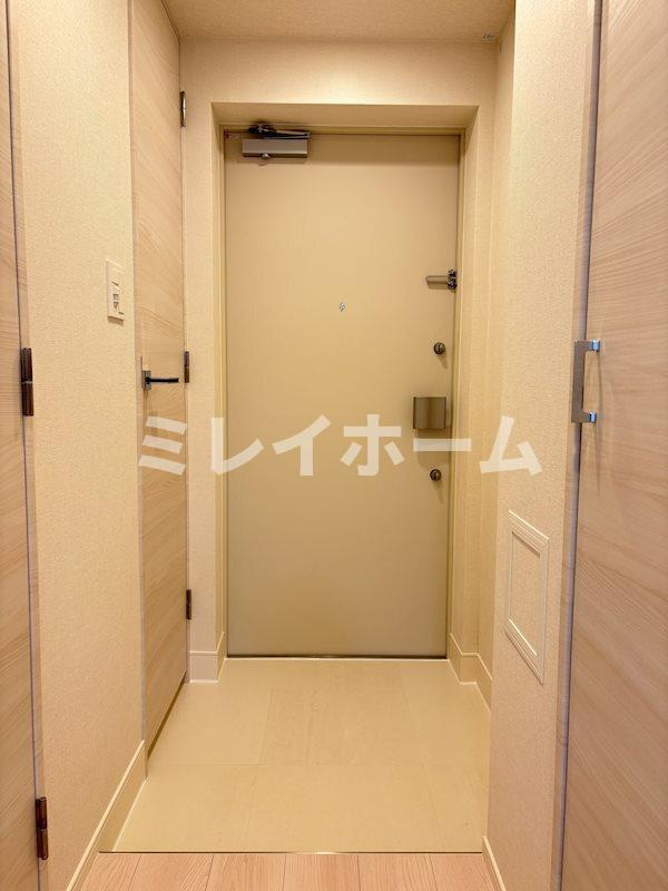 ディアレイシャス田園調布本町の玄関