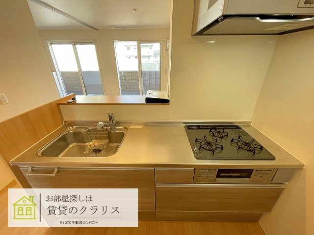 グランソレイユ西院A棟