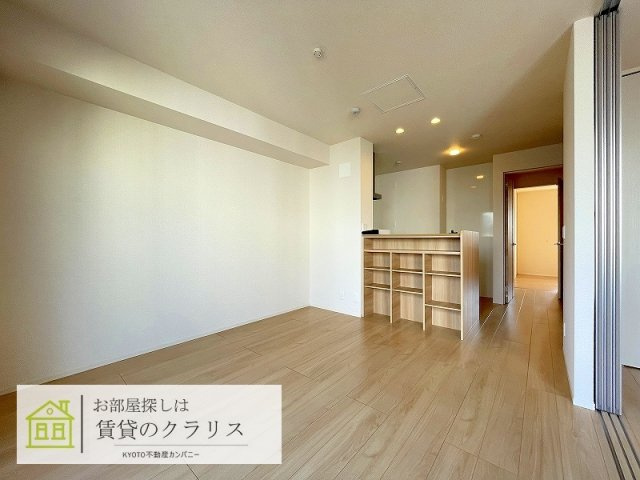 グランソレイユ西院A棟
