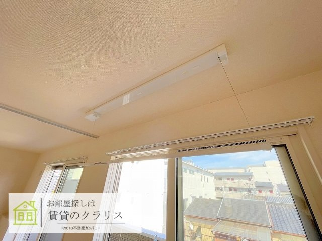 グランソレイユ西院A棟