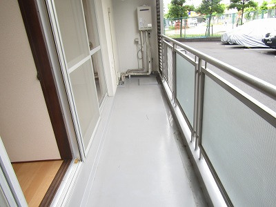 高槻市古曽部町２丁目の賃貸マンションのバルコニー