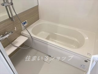 メゾン・ド・シェリⅠの浴室|追い焚きあり
