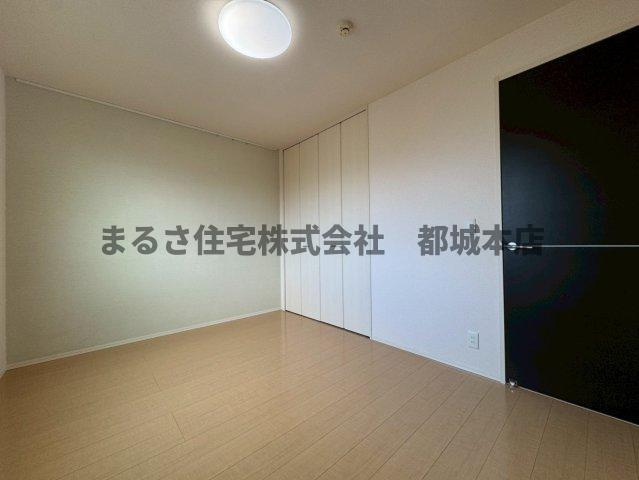 メゾンブランシェの洋室