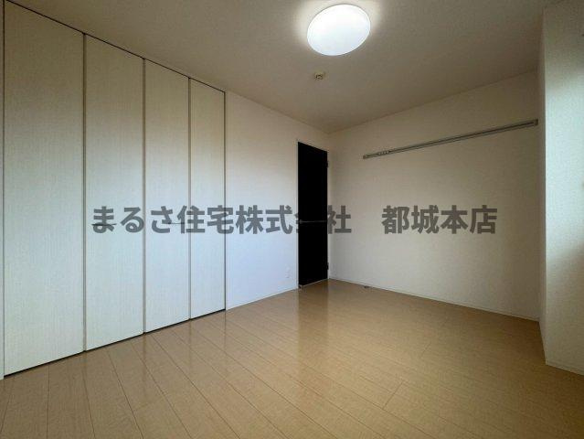 メゾンブランシェの洋室