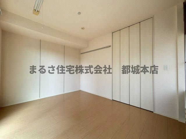 メゾンブランシェの洋室