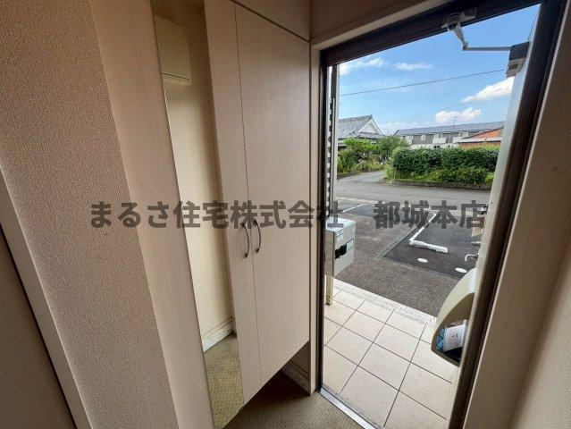 メゾンブランシェの玄関
