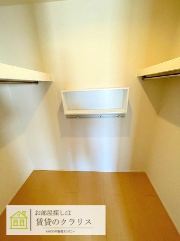 グランシャリオ西院の収納