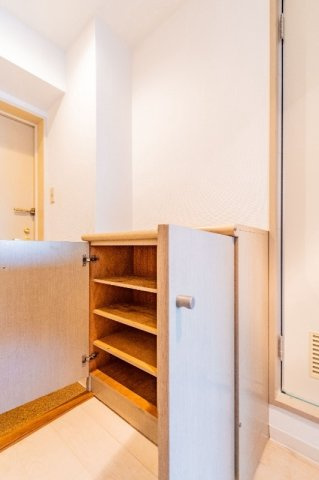 ライオンズマンション浅草言問橋の収納|シューズボックス
