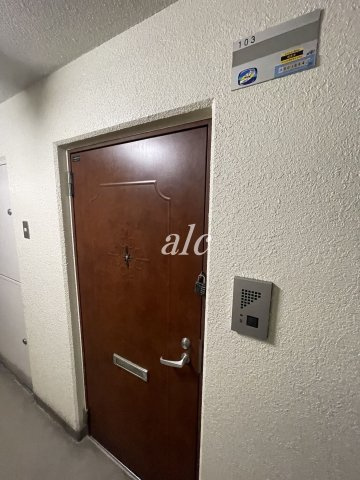 インプルーブ高井戸の玄関|※別部屋参照