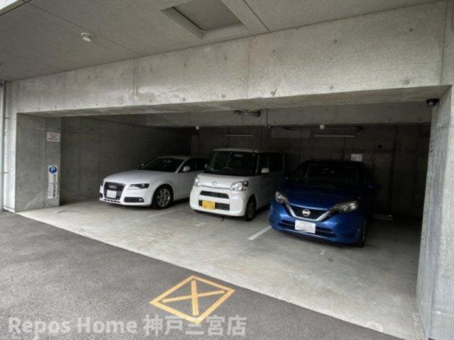 g+の駐車場