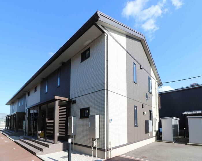 メゾン　ル　ヴェールの外観