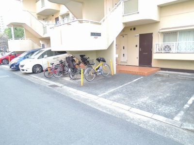 【駐車場】 | ニューサンハイツ