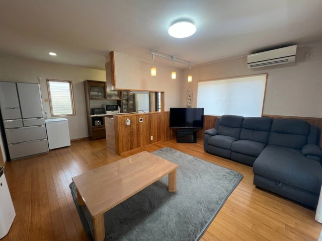 天草市牛深町　４LDK　2階建ての居間・リビング