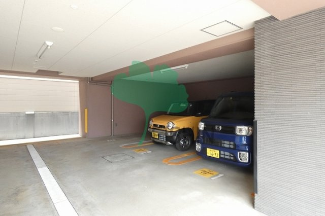 メゾンドばんらいの駐車場