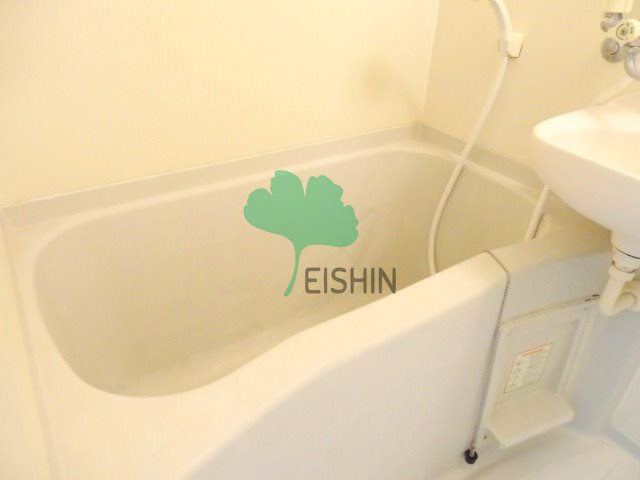 STUDIO Y(スタジオワイ)の浴室