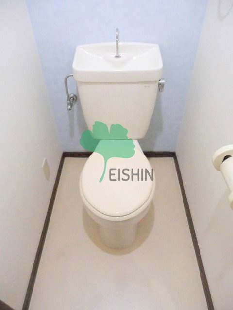 STUDIO Y(スタジオワイ)のトイレ|清潔感のあるトイレです。