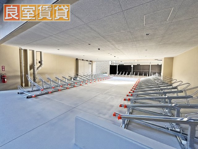 【その他共用部分】 | S-RESIDENCE桜本町awesome | 自転車置き場