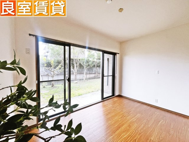 【洋室】 | パルナス岳見町 | 6.5帖