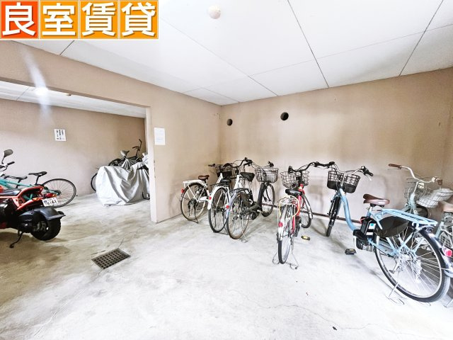 【その他共用部分】 | パルナス岳見町 | 自転車置き場