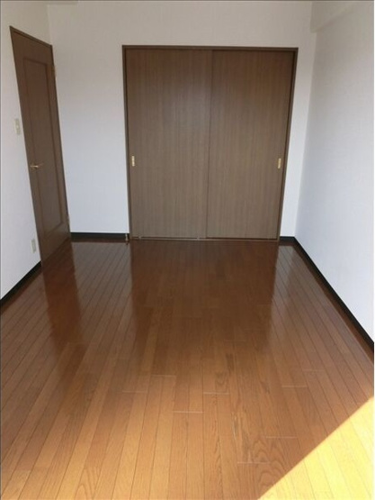 【内装】 | レージュ原