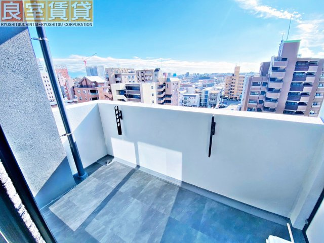 【バルコニー】 | スリーアイランドタワー桜山