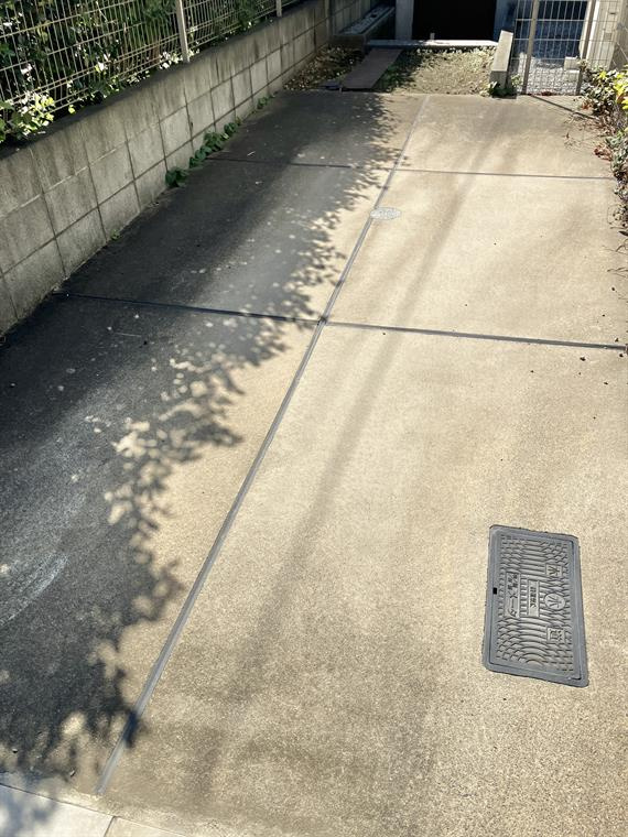 東十条戸建の駐車場