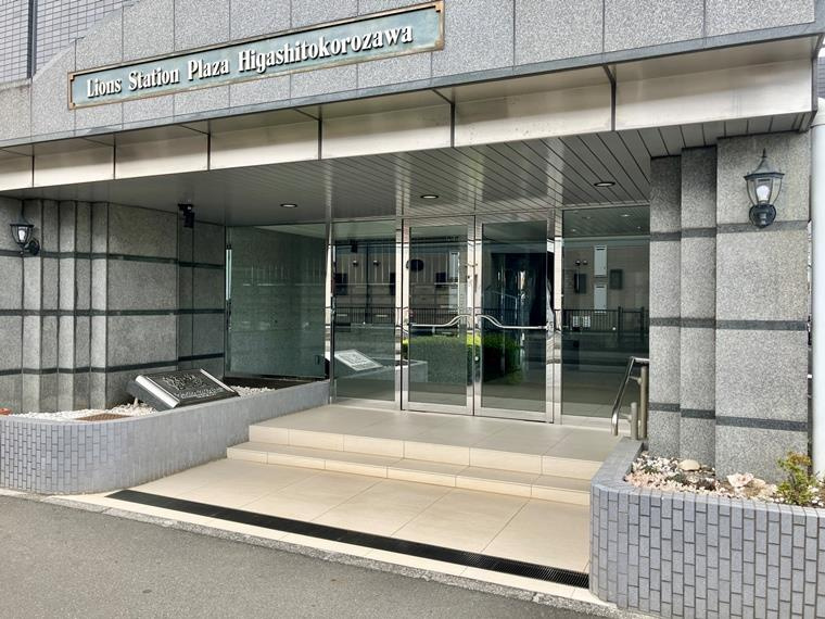 ライオンズステーションプラザ東所沢のエントランス