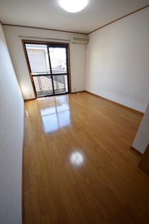２階のお部屋です。
