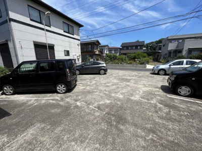 【駐車場】ヒルトップ