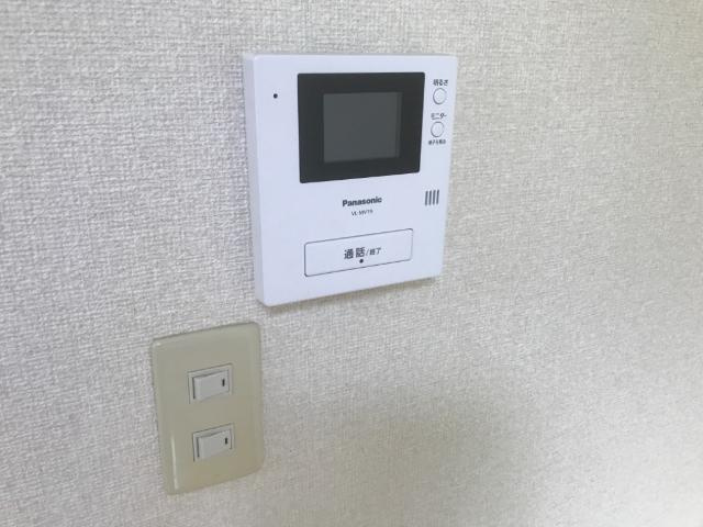 パルティールの内装|カメラ付インターホン