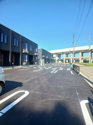 向日葵　１の駐車場