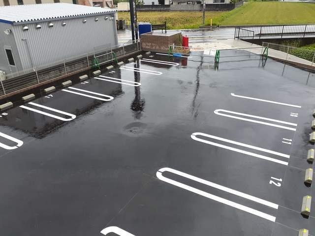 アミティエⅡの駐車場
