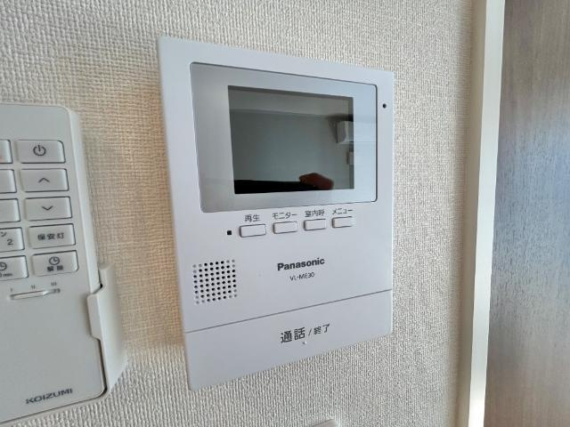 プルミエールみずきの内装|カメラ付インターホン