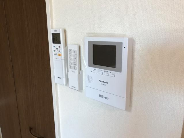 グランチェスタＡの内装|カメラ付インターホン