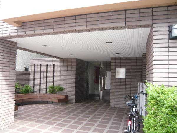 アールコート南六郷のエントランス