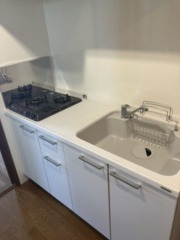 高円寺スルーエのキッチン