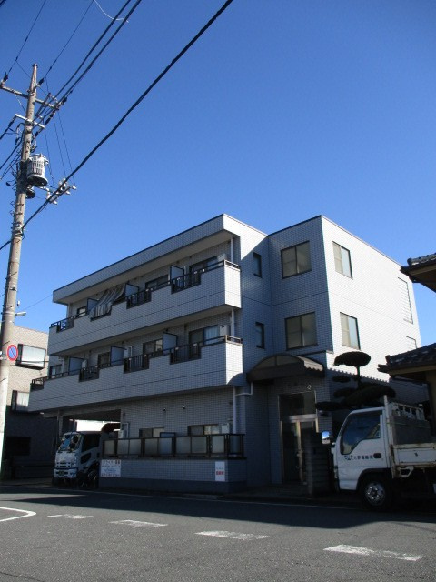 リズ松ヶ丘の外観