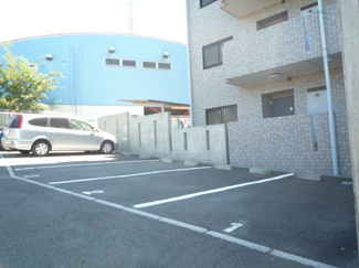駐車場　(要空き確認)