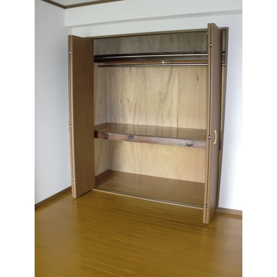 辻忠第一ビルの収納