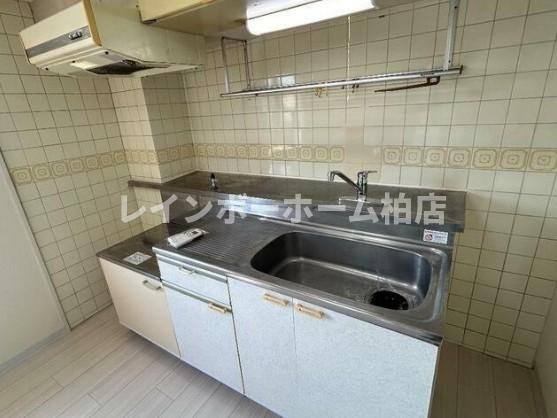 ▶非対面対応◀接客・申込・契約オンライン！LINE×相談可！のキッチン|別部屋。参考写真。
