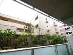 【バルコニー】