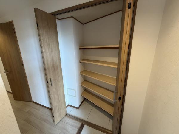 東急ドエル・アルス枚方桜が丘Ａ棟　中古 マンションの収納