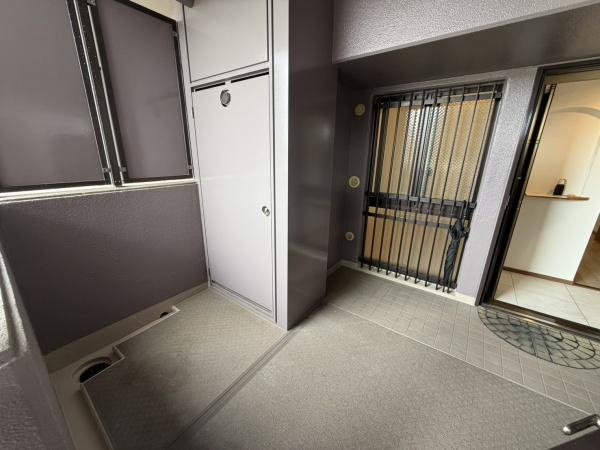 東急ドエル・アルス枚方桜が丘Ａ棟　中古 マンションのエントランス