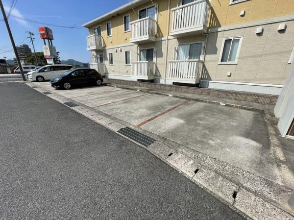 【駐車場】 | クレールコート２
