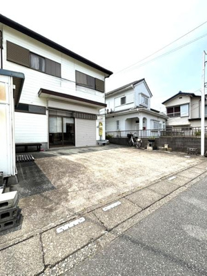 【駐車場】 | 【5日(土)・6日(日)見学可】三郷市彦野一丁目・戸建 | ※画像は看板等を消去（またはCG合成）しております※