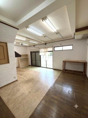 【内装】 | 【29日(土)・30日(日)見学可】三郷市彦野一丁目・戸建 | ※画像は家具等を消去（またはCG合成）しております※