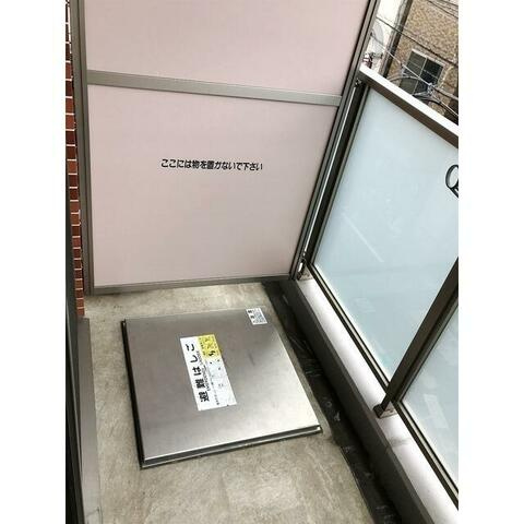 【バルコニー】